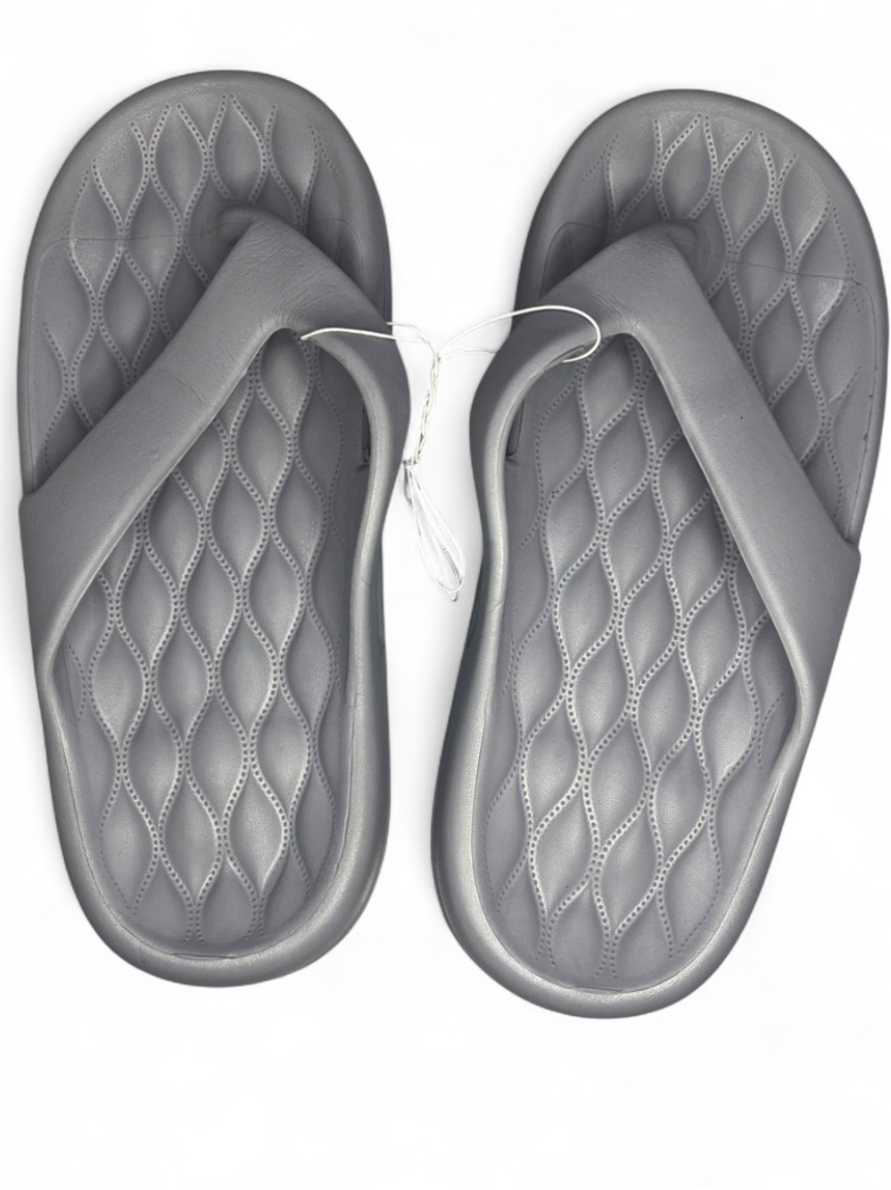NWOT - Women’s Quilted Slip On T Strap Flip Flops Sandals Womens Size 9 / 10
